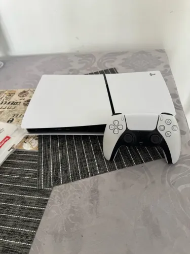 Ps5 slim 825gb em excelente estado