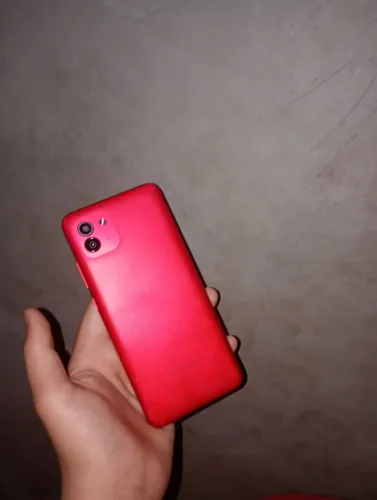 Samsung a03 , tela quebrada mais está funcionando perfeitamente 