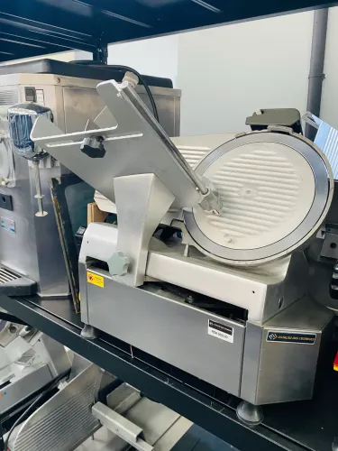 Cortador de frios Automático Sirman 