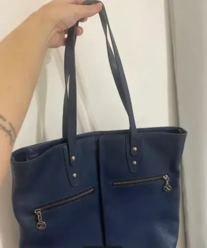 Bolsa estilo sacola - Arezzo.