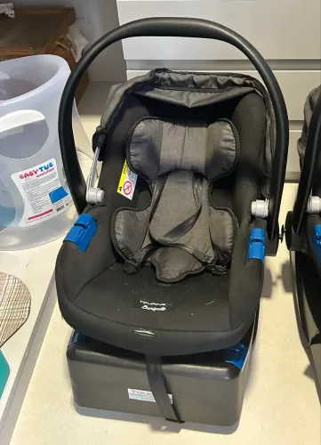 Bebê conforto burigotto