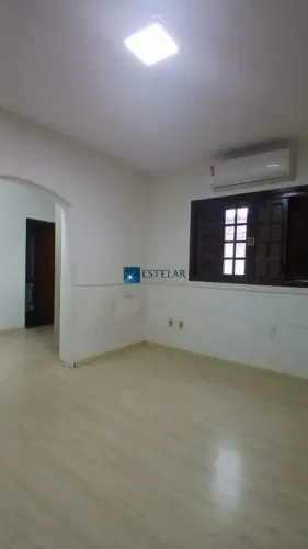 ÓTIMA CASA PARA LOCAÇÃO NA VILA OLIVEIRA