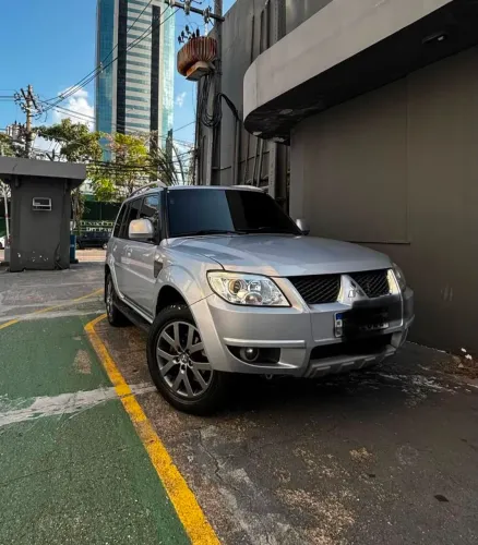 Mitsubishi Pajero TR4 2.0 Flex 16V 4X2 Mec. 2013
