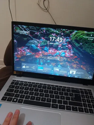 Vende-se notebook acer