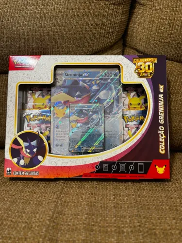 Pokémon TCG: Coleção Greninja Comemoração 30 Anos