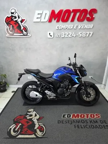 YAMAHA FZ25 FAZER 2024