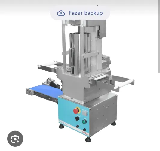VENDO MAQUINA DE FABRICAR PASTEL