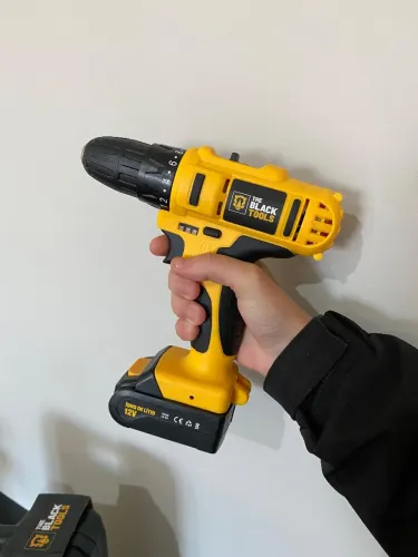 Parafusadeira e Furadeira 12V