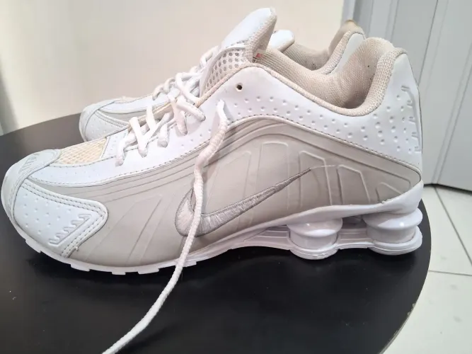 Tênis Nike Shox R4 Tam - 41 