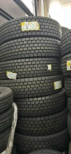 Promoção pneu caminhão 275/80r22,5 borrachudo