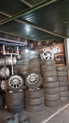 LOTE DE 700 PNEUS USADOS