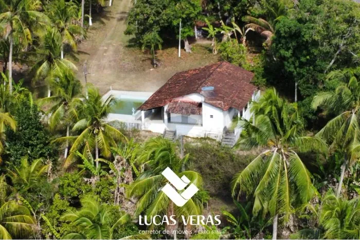 Área Rural / Granja à venda no Conde, com 13,7 hectares "Beira de Pista e c/ Rio Perene"