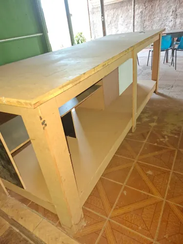 Bancada de MDF cru