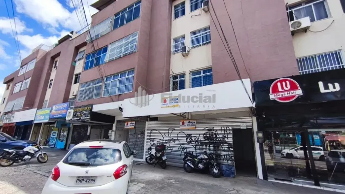 Oportunidade única para instalar seu negócio em uma das avenidas mais movimentadas de Fort