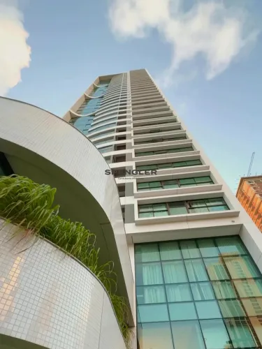 Apartamento 104 m² em Boa Viagem, andar alto com vista para o mar