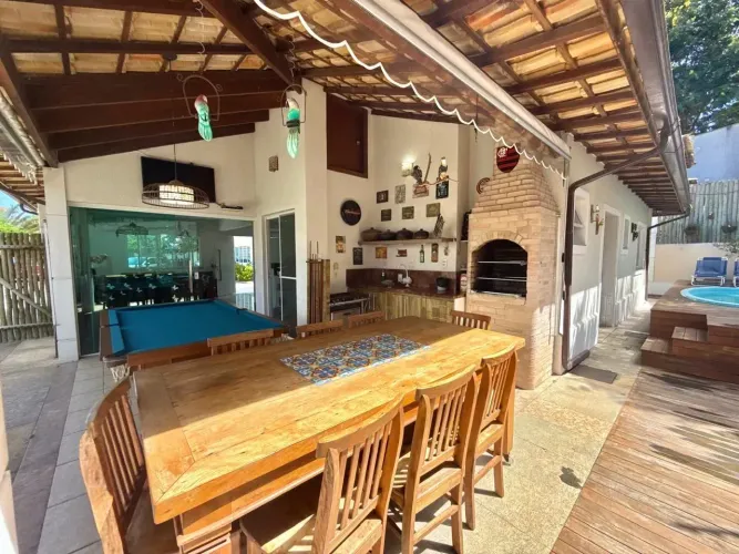 Casa em condomínio à venda em Geribá, Armação dos Búzios 4 suítes e piscina privativa!