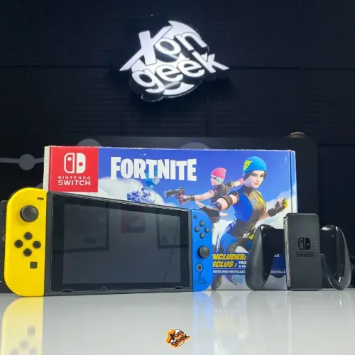 Console Nintendo Switch V2 Edição Limitada Fortnite | Destravado 128gb (Usado)
