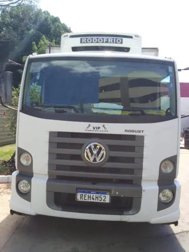 Caminhão 14190 muito novo refrigerado 