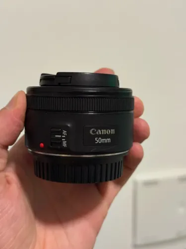 Canon 50mm NOVA NUNCA USADA