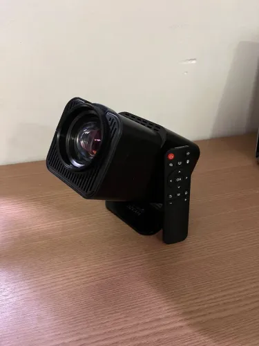 Projetor HY320