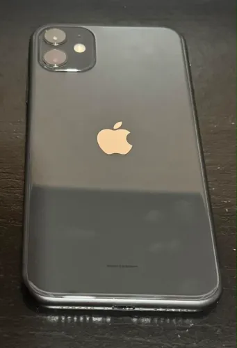 iPhone 11 R$800,00