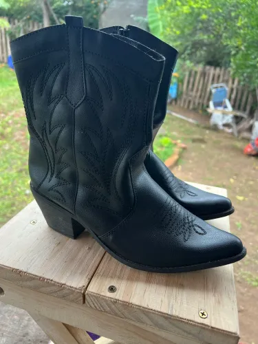 Botas femininas 36/37