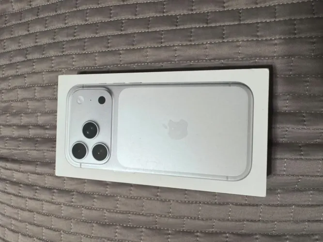 Iphone 17 Pro 258 gb (Prata)