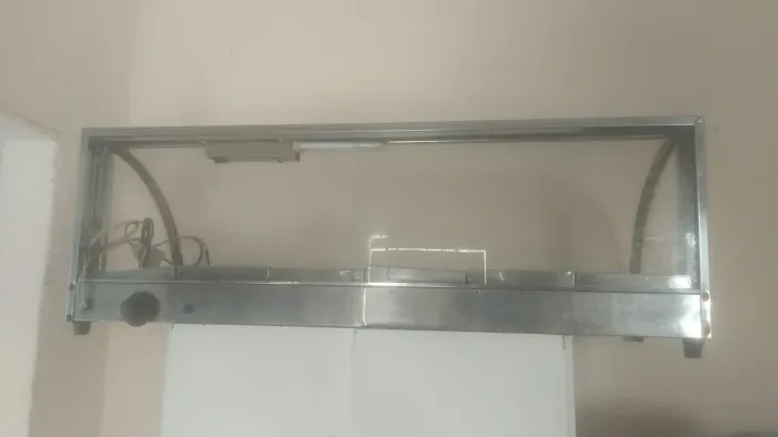 Estufa com 6 bandejas
