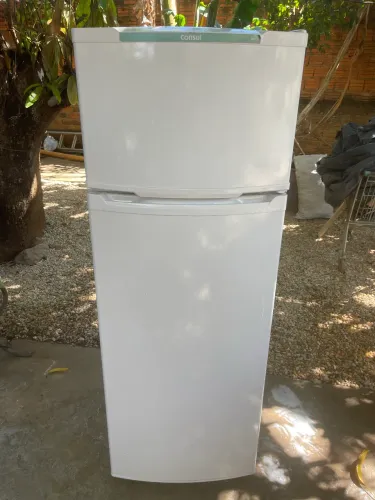 Geladeira consul 360 litros degelo seco 