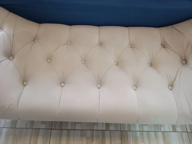 Recamier off-white em excelente estado 