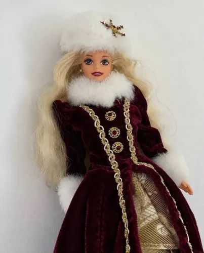 Boneca Barbie Happy Holidays Special Edition de 1996