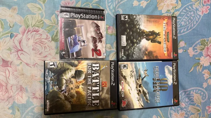 Jogos PS2 original e Um jogo de Ps1 lacrado
