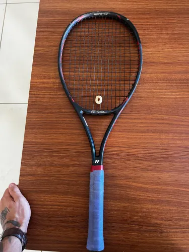 Yonex V Core Pro 97 (Atual Percept)