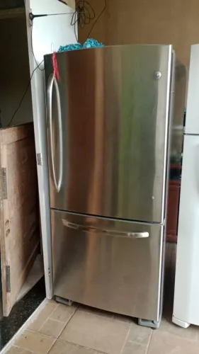 Geladeira usada ,um luxo!! Possibilidade entrega /cartão, cpo grande