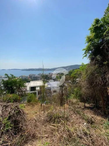 Terreno à venda, 660 m² por R$ 1.100.000,00 - Charitas - Niterói/RJ