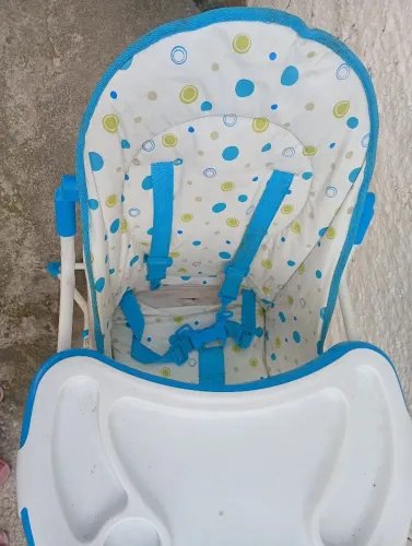 Cadeirinha de alimentação