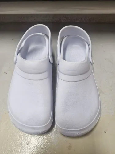 Vendo babuche/crocs sem furos tam 39