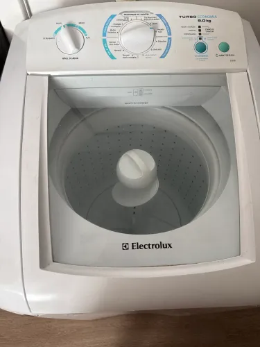 Máquina de lavar roupas 9kg Electrolux