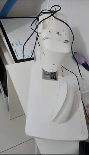 Máquina de costura