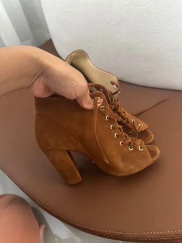 Vendo bota Peep toe
