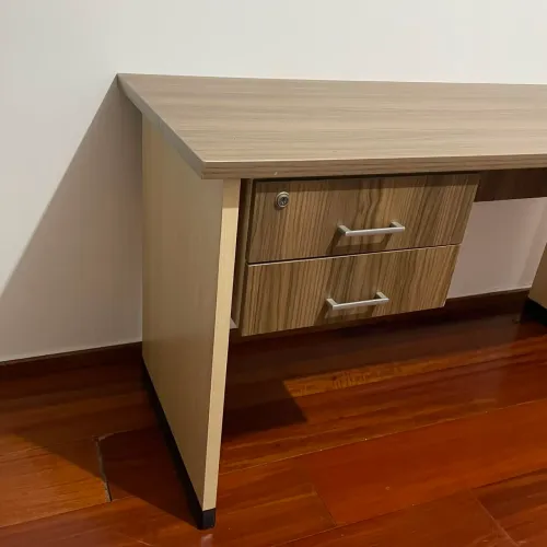 Escrivaninha (mesa escritório)