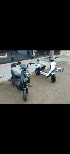 Vende - se moto elétrica 1000w nova top de linha 
