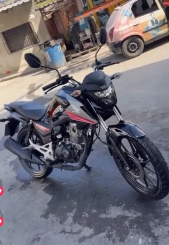 Moto 160 nova pouco usada