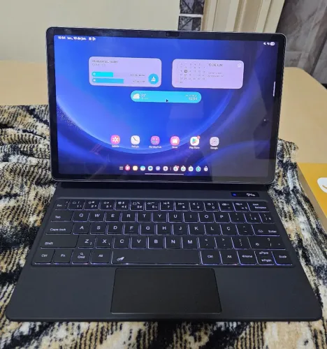 Samsung Galaxy Tab S9 FE Plus + Capa Teclado + S Pen (Seminovo)
