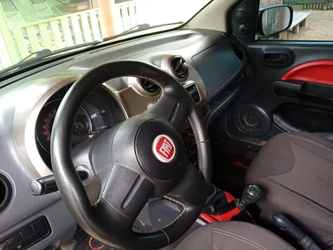 Fiat Uno WAY 1.4 EVO Fire Flex 8V 5P 2011