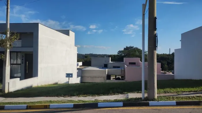 Lote - Residencial Terras de São Francisco