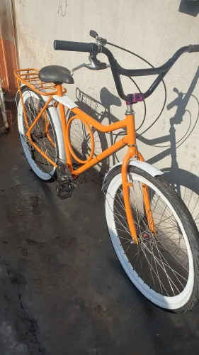 Monark restaurada