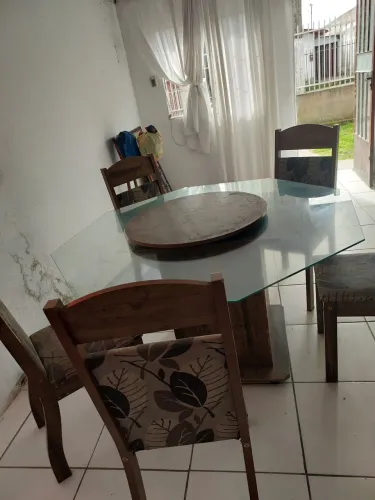 Mesa giratória de vidro