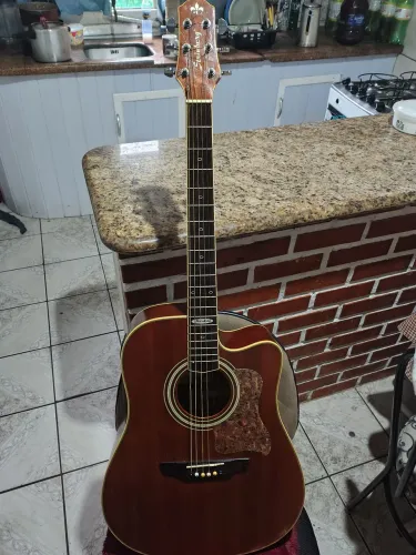 Vendo violão em perfeito estado