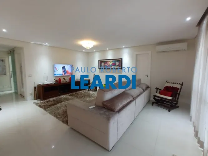 APARTAMENTO - TATUAPÉ - SP